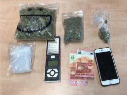 16-jarige jongen aangehouden voor in het bezit en handel van softdrugs