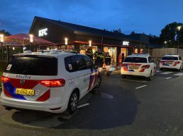 Meerdere politie-eenheden opgeroepen vanwege vervelend gedrag van een groep jongeren