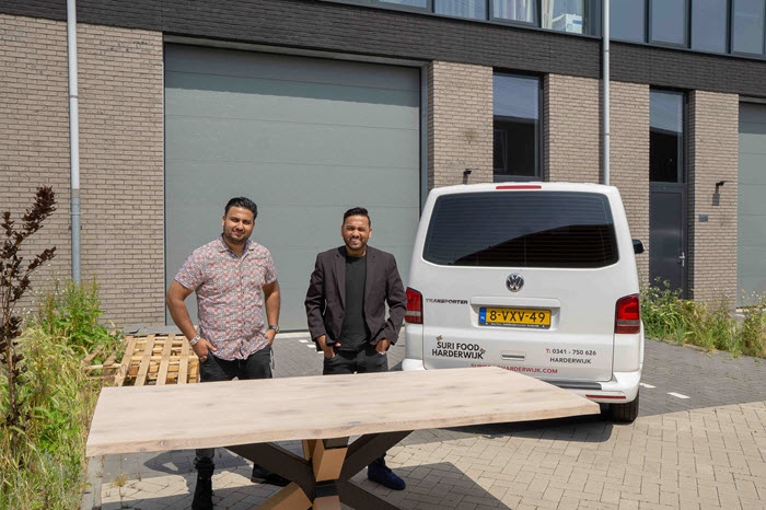 De Surinaamse keuken, van roti tot burgers en van bakbananen tot friet