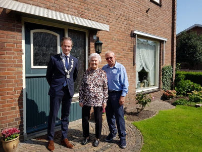 Henk en Nel Righolt - van Lutterveld vieren hun 65-jarig huwelijksjubileum