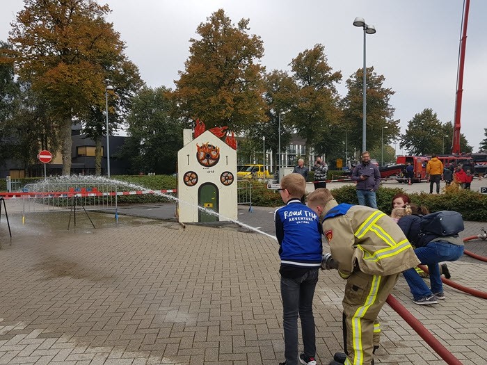 Veiligheidsdag Harderwijk met demonstraties van hulpdiensten  2