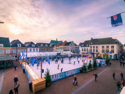 Gemeente Harderwijk geeft stad een nieuwe ijsbaan cadeau