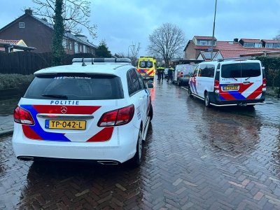 Ongeval tussen een scooter en auto op de Piet Heinlaan in Harderwijk