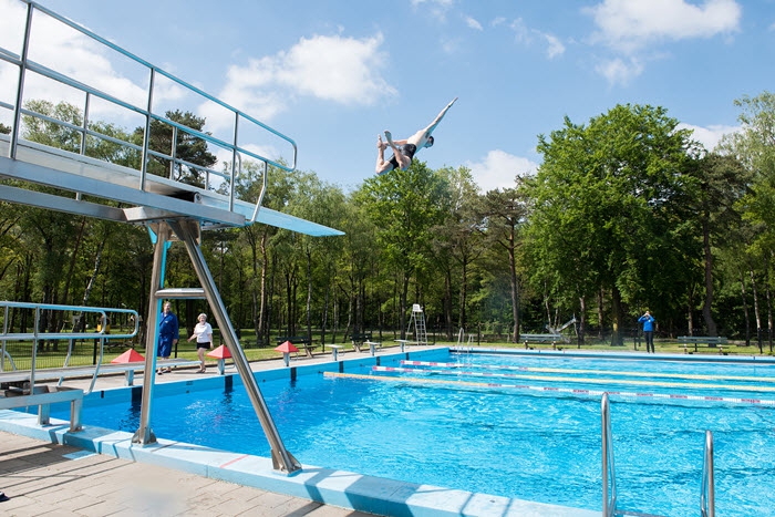 Subtropisch Bosbad Putten: buitenbad open, speldag op 5 mei