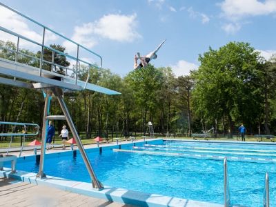 Subtropisch Bosbad Putten: buitenbad open, speldag op 5 mei