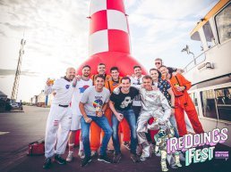 De ruimte in met Reddingsfest