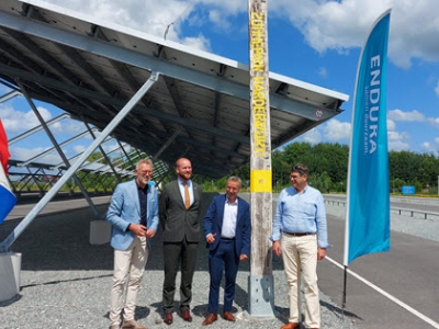 Zonnepark in Waterfront Harderwijk feestelijk geopend