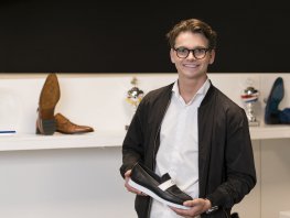 Daan Pfrommer uit Harderwijk presenteert eindcollecties schoenen