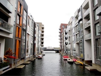 Waterfrontbewoners krijgen lagere aanslag voor liggeld van hun bootjes