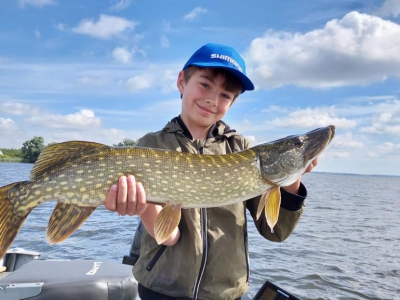 Roofvissen in Randmeren spectaculaire prooi voor jeugdig talent van visclub ‘De Snoek’