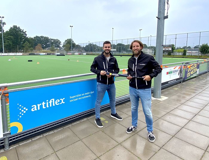 Pim Oosterwaal recruitmentspecialist bij Artiflex en trainer-coach van Dames 1 MHC de Mezen