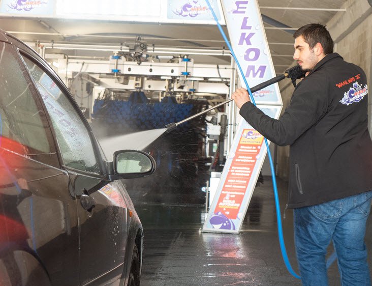 Niels Autowas in Harderwijk is op zoek naar een weekendhulp