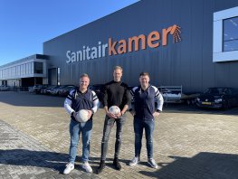 Eerste Sanitairkamer Schoolvoetbaltoernooi Harderwijk: ‘Belangrijk dat zoveel mogelijk basisscholen meedoen’