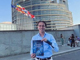 Harderwijker Lloyd Opdam vergadert drie dagen in Europees Parlement