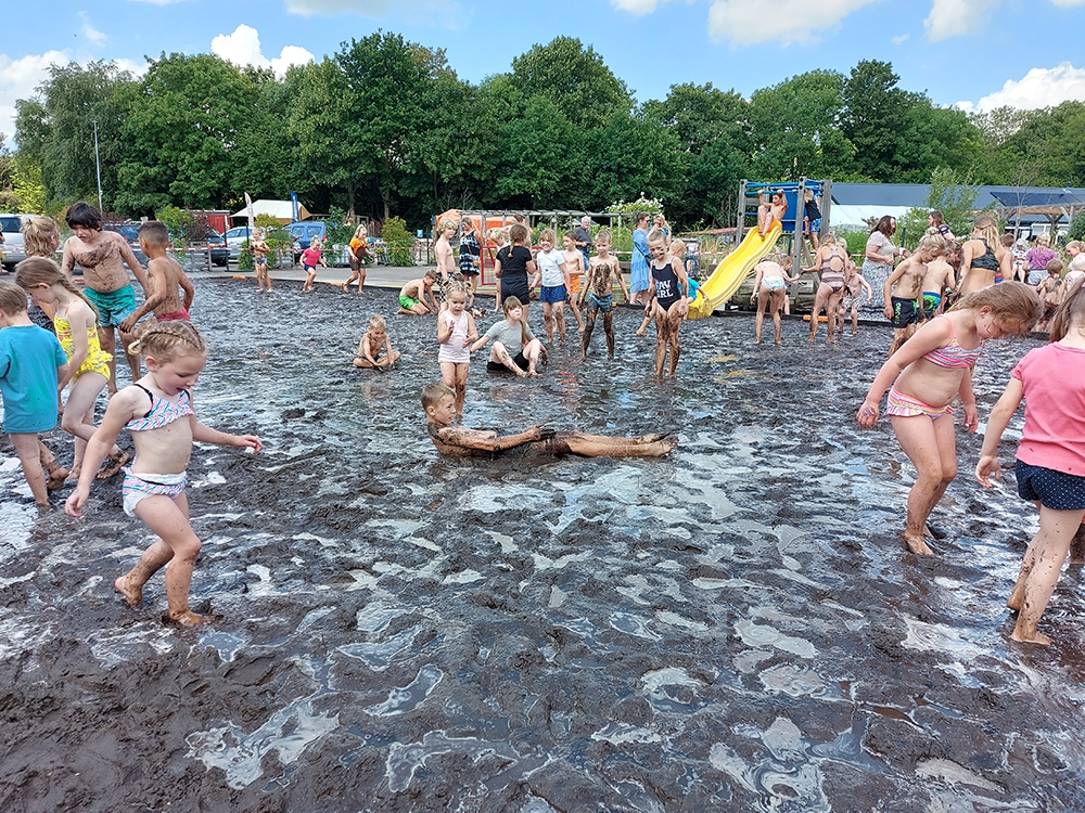 Modderfeest 2023 in Ontmoetingstuin de Rietmeen 3
