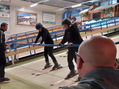 Opleiding ski-instructeur niveau 2 bij Delphindoorski in Ermelo