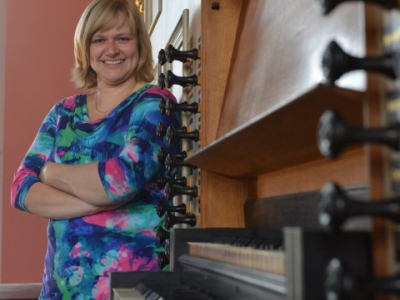 Willeke Smits opent met bijzonder programma orgelserie in Harderwijk