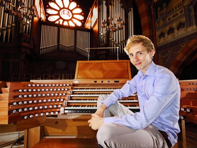 Op donderdagavond 14 september om 20.00 uur geeft Gert van Hoef uit Barneveld weer een orgelconcert in de Grote Kerk van Harderwijk