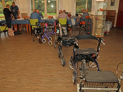 Extra Repair Café neemt rollators en rolstoelen onder handen!  