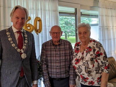 Bart en Miep Timmer 60 jaar getrouwd