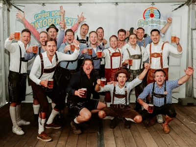 Tafelronde Nunspeet haalt €33.000 op met het altijd gezellige Oktoberfest