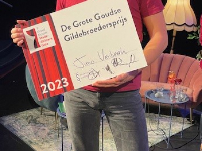 Timo Verbeek uit Harderwijk wint gildebroedersprijs tijdens Stadsdichtersgala Gouda