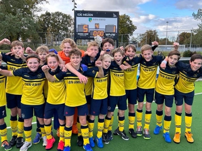 Hockeyclub De Mezen bereikt mijlpaal!