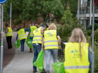 Afval prikken in Drielanden