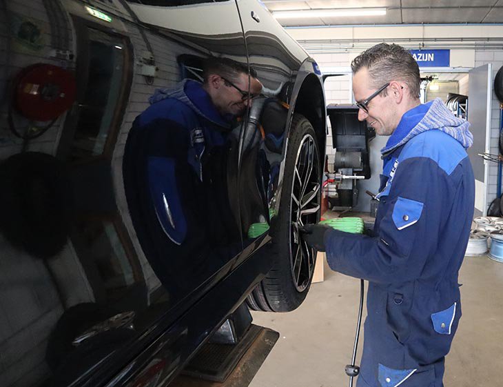 Zomerbanden wissel bij Balde's Banden Service in Ermelo