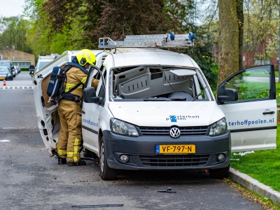 Gasfles ontploft in bestelbus Harderwijk 