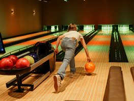 Nieuw: Bowlen en karaoke-café bij Kok Experience