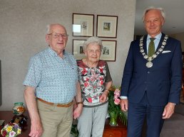 Jan en Reijnie Berkhof 65 jaar getrouwd