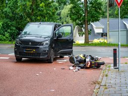 Scooterrijder gewond bij aanrijding op kruising in Harderwijk