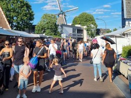 Zomeravondbraderie Ermelo: combinatie van diversiteit en gezelligheid