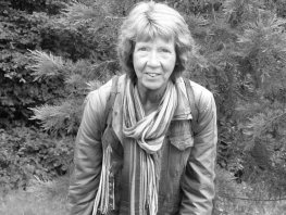 Familieberichten: Tineke Adriaanse - Bloemendal overleden