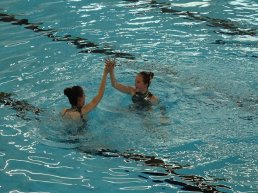 Start trainingen synchroonzwemmers ZEW Ermelo op dinsdag 2 september
