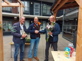 Bewoners van De Stadsbleek realiseren renovatie binnentuin met steun Rabobank