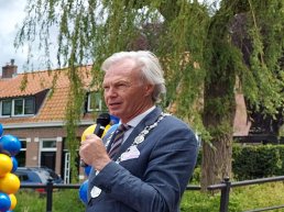 Burgemeester doet aangifte van lekken vertrouwelijke informatie tijdens zoektocht naar AZC-locatie