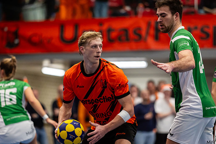 Unitas komt ondanks indrukwekkende run net tekort tegen DVO