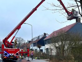 Schoorsteenbrand aan Nassaulaan in Harderwijk