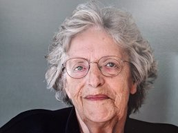 Familieberichten: Tinie Poel - Karssen overleden