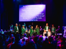 Samenwerking spat van het podium: Musical Classics Harderwijk groot succes