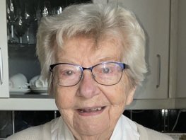 Familieberichten: Anna Magdalena Loendersloot - van Gennep overleden