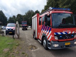 Grote natuurbrand in Epe op oefenterrein 't Harde, rookwolken boven Harderwijk