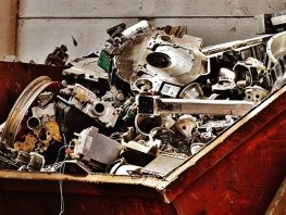 Oud ijzer prijs: wanneer is verkopen echt de moeite?