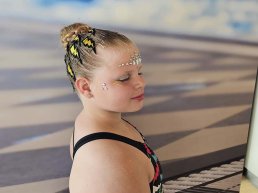 Samen maken we synchroonzwemmen mogelijk!’ Sophie (10) uit Harderwijk droomt van het NK