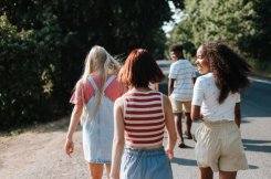 Zomervakantie met een eetstoornis: steun en tips voor naasten 