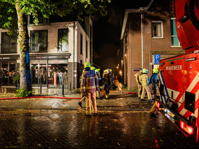 Appartementencomplex in Nunspeet ontruimd na blikseminslag