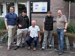 Nieuw wijkpublicatiebord voor wijk Frankrijk