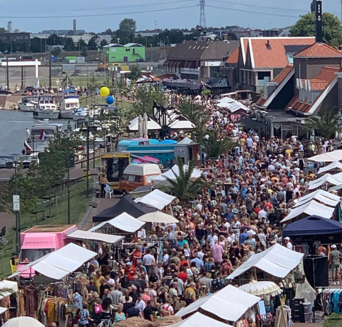 Ibizamarkten in de zomer en ‘exclusief blijven met events’